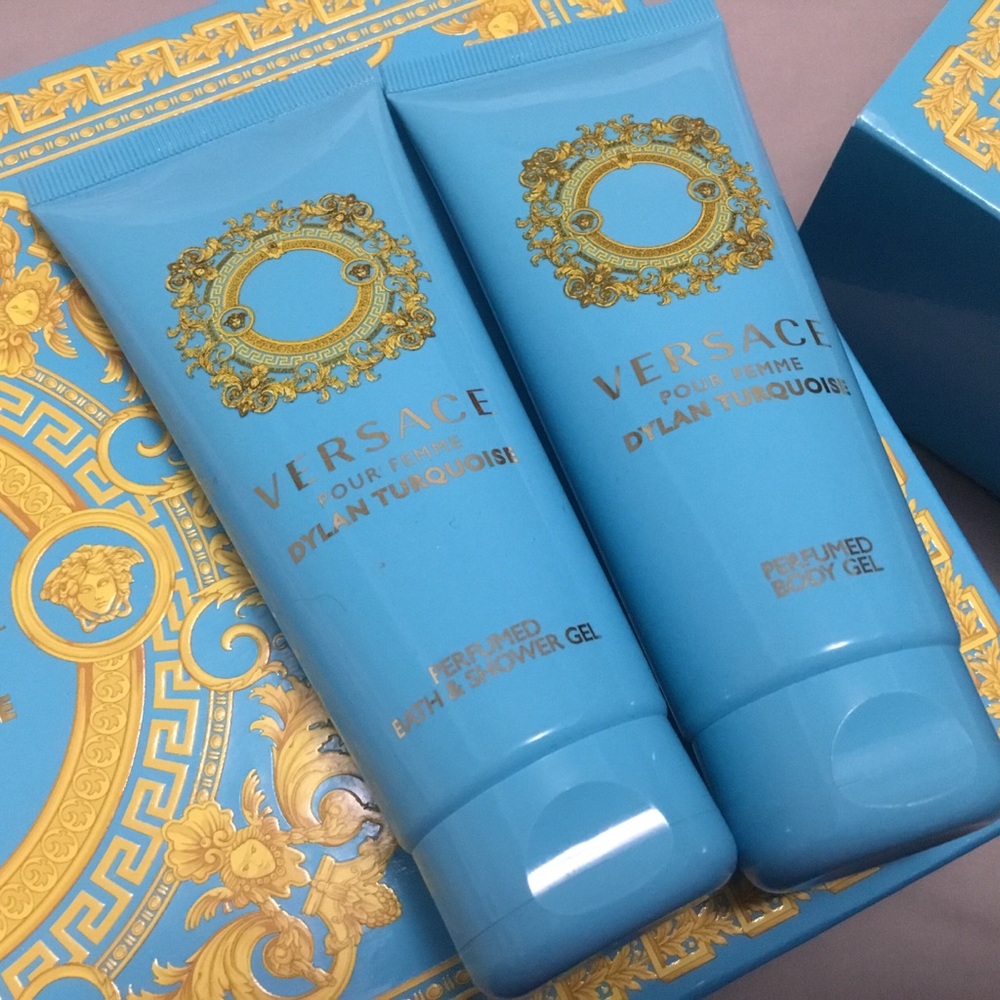Versace Dylan Turquoise Gift Set Brand New - Picture 5 of 9